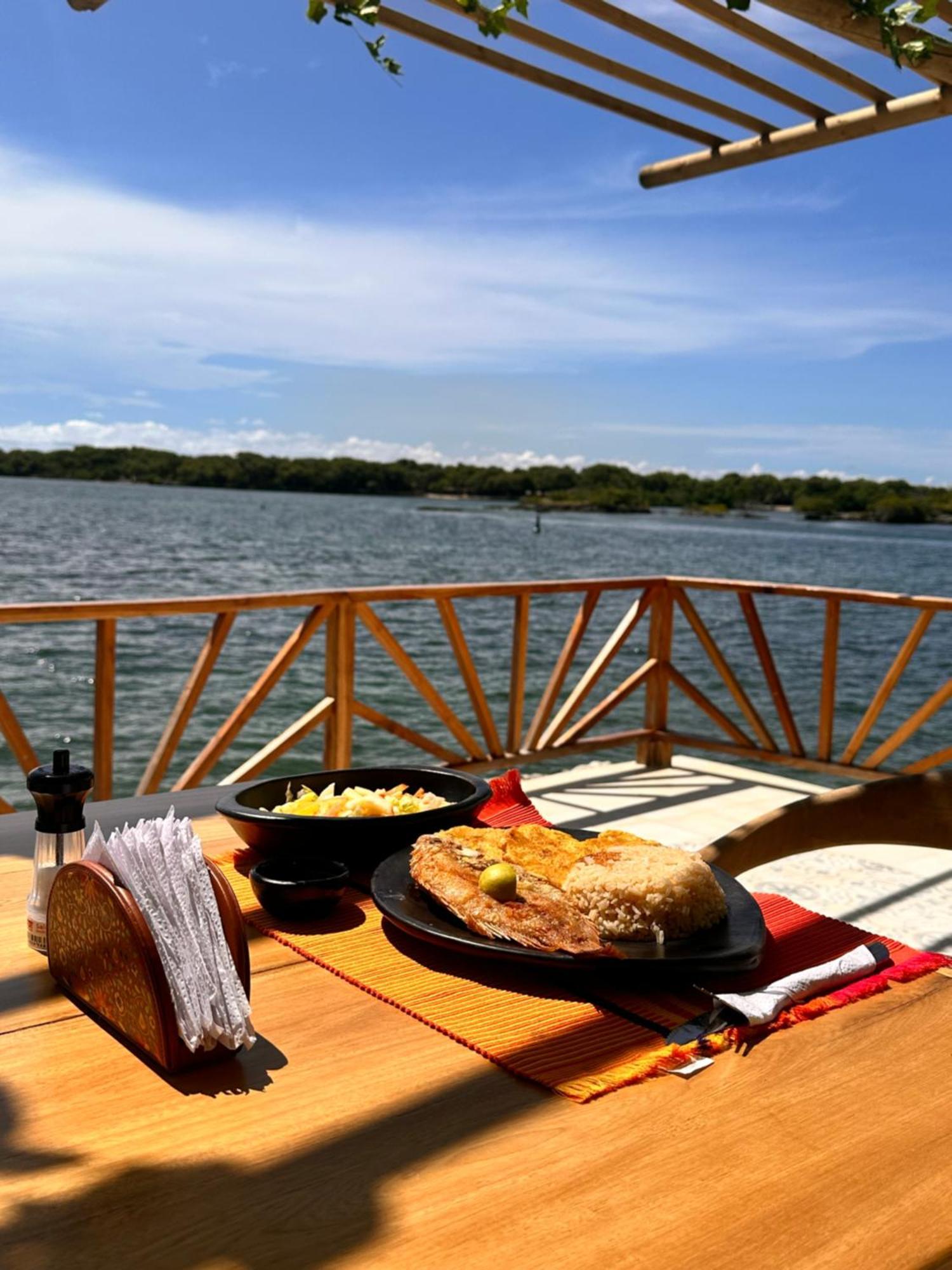 Orika Del Mar Hotel Isla Grande  Kültér fotó